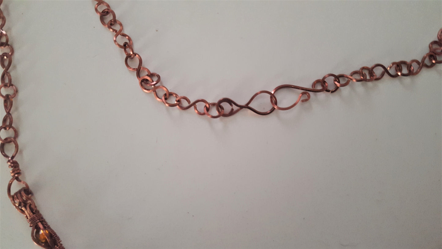 Channel Set V-Shaped necklace