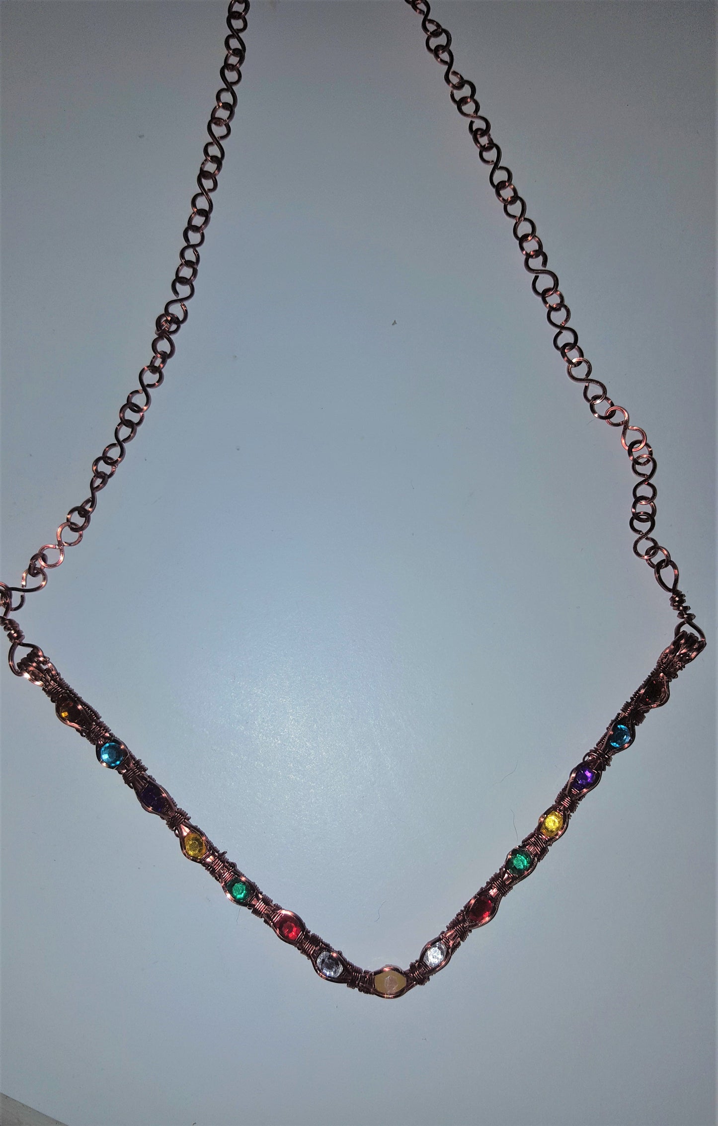 Channel Set V-Shaped necklace