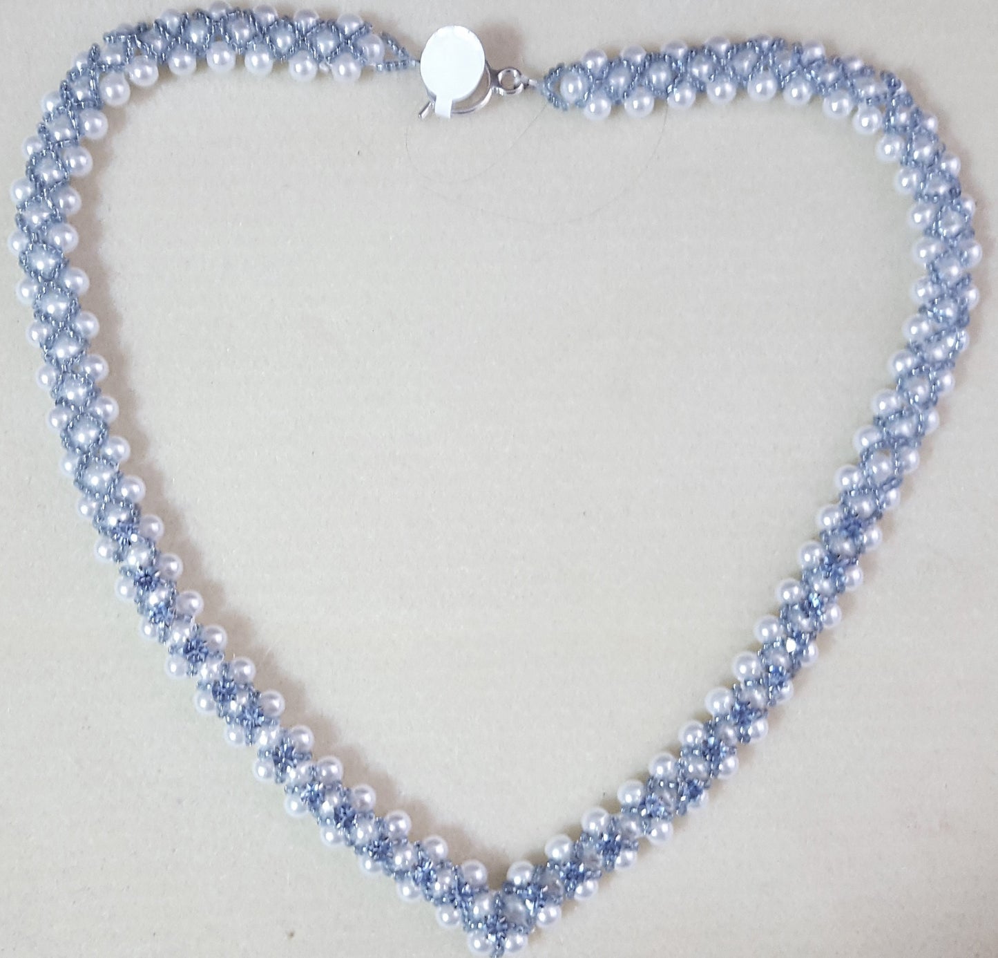 Exquisite Pearl and Blue Crystal Beaded Necklace