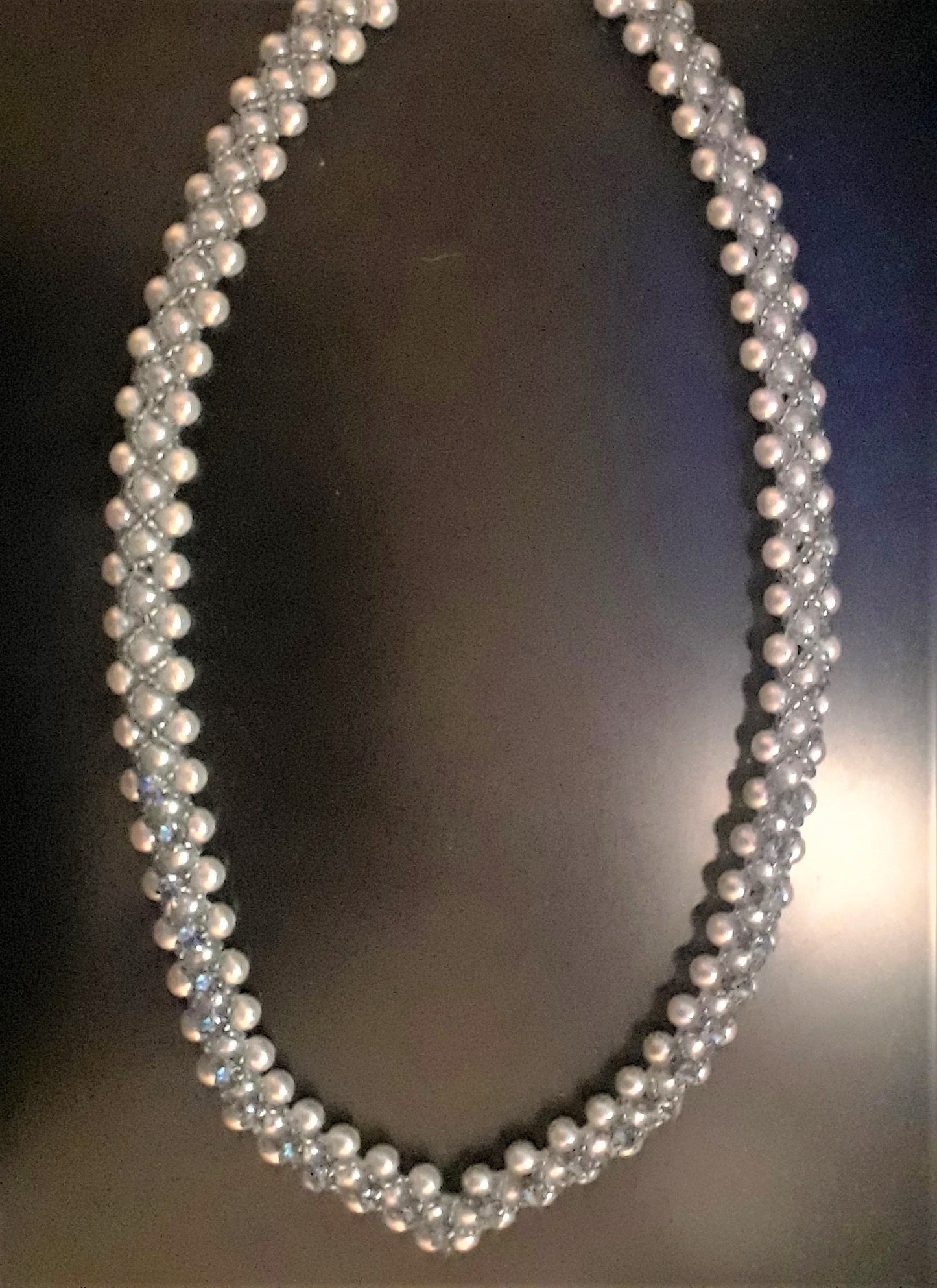 Exquisite Pearl and Blue Crystal Beaded Necklace